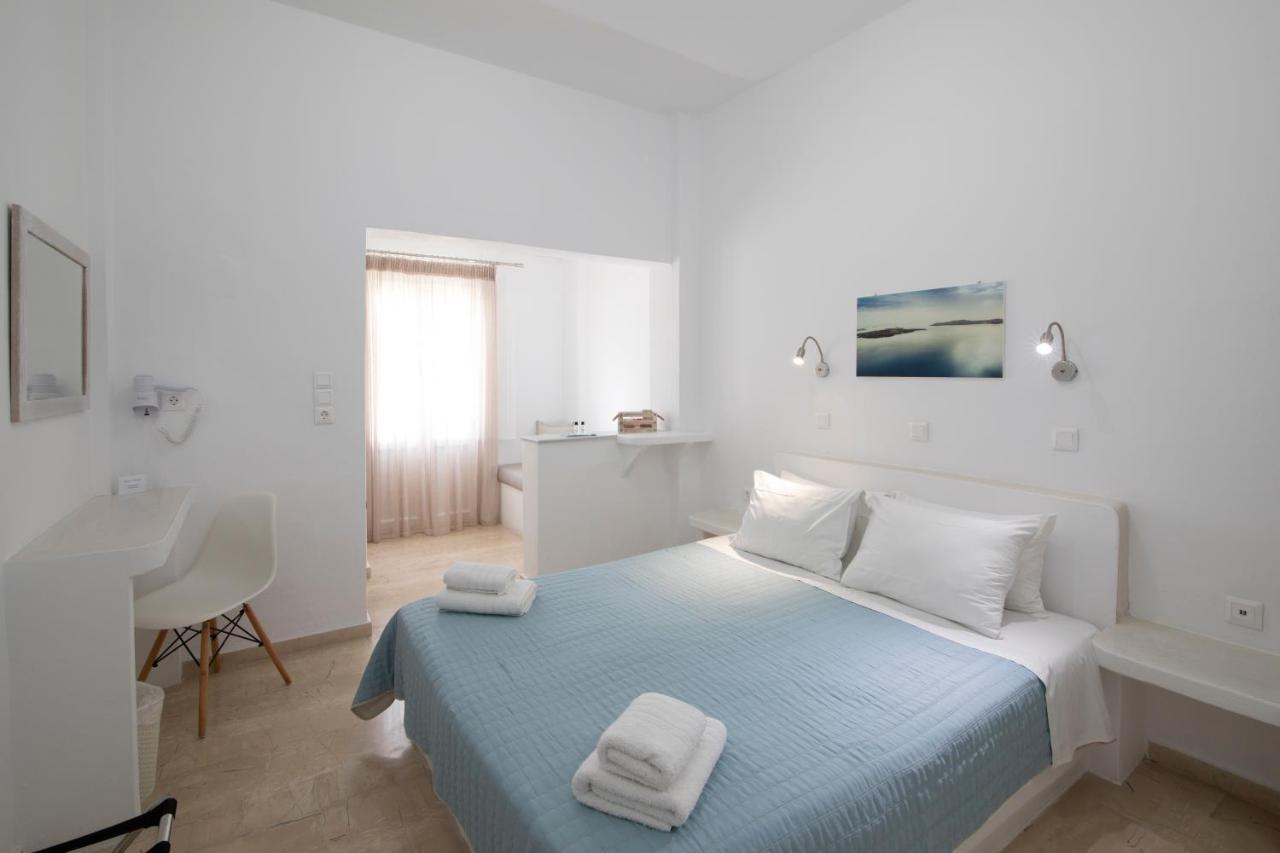 Отель Evas House Тира Экстерьер фото