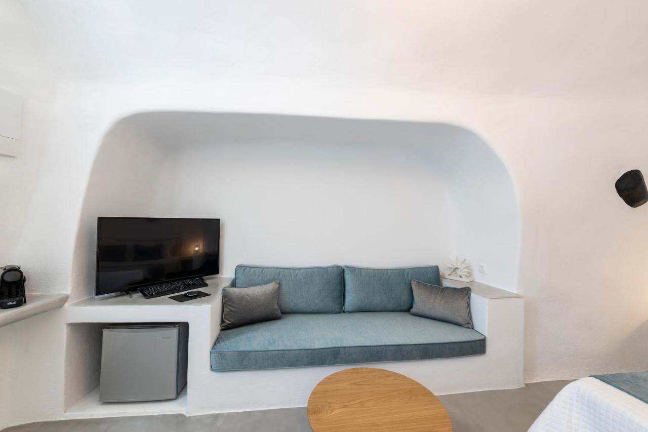 Отель Evas House Тира Экстерьер фото
